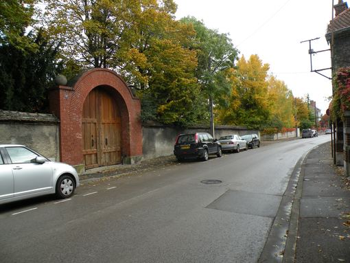  parc avec porche d'entrée pittoresque
